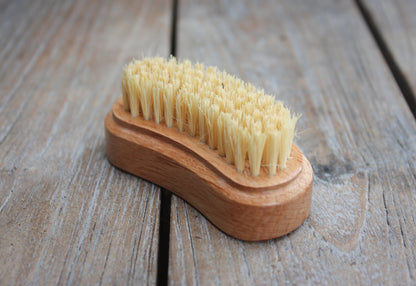 Eco Friendly Dry Body and Nail Brush image 3